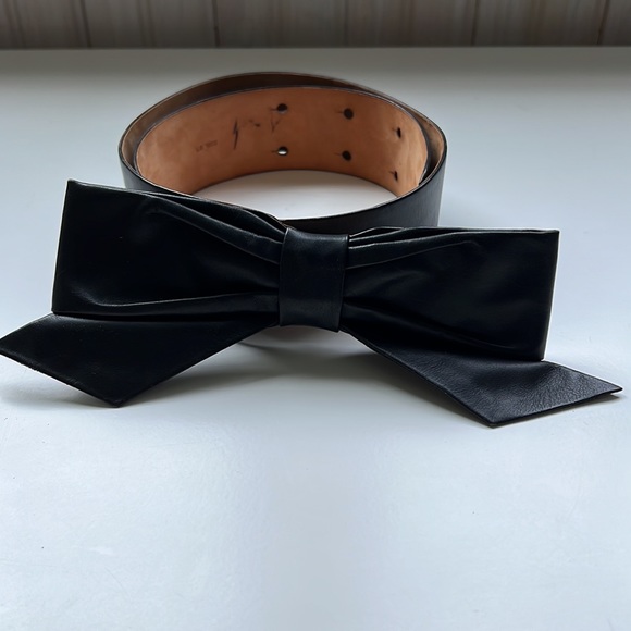 LOUIS VUITTON NAPPA LEATHER BOW BELT - MADE IN SPAIN - Picture 3 of 6